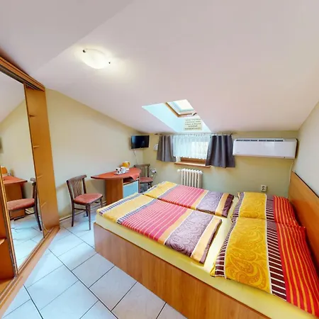 Guest house Penzion U Trebonskeho Kola